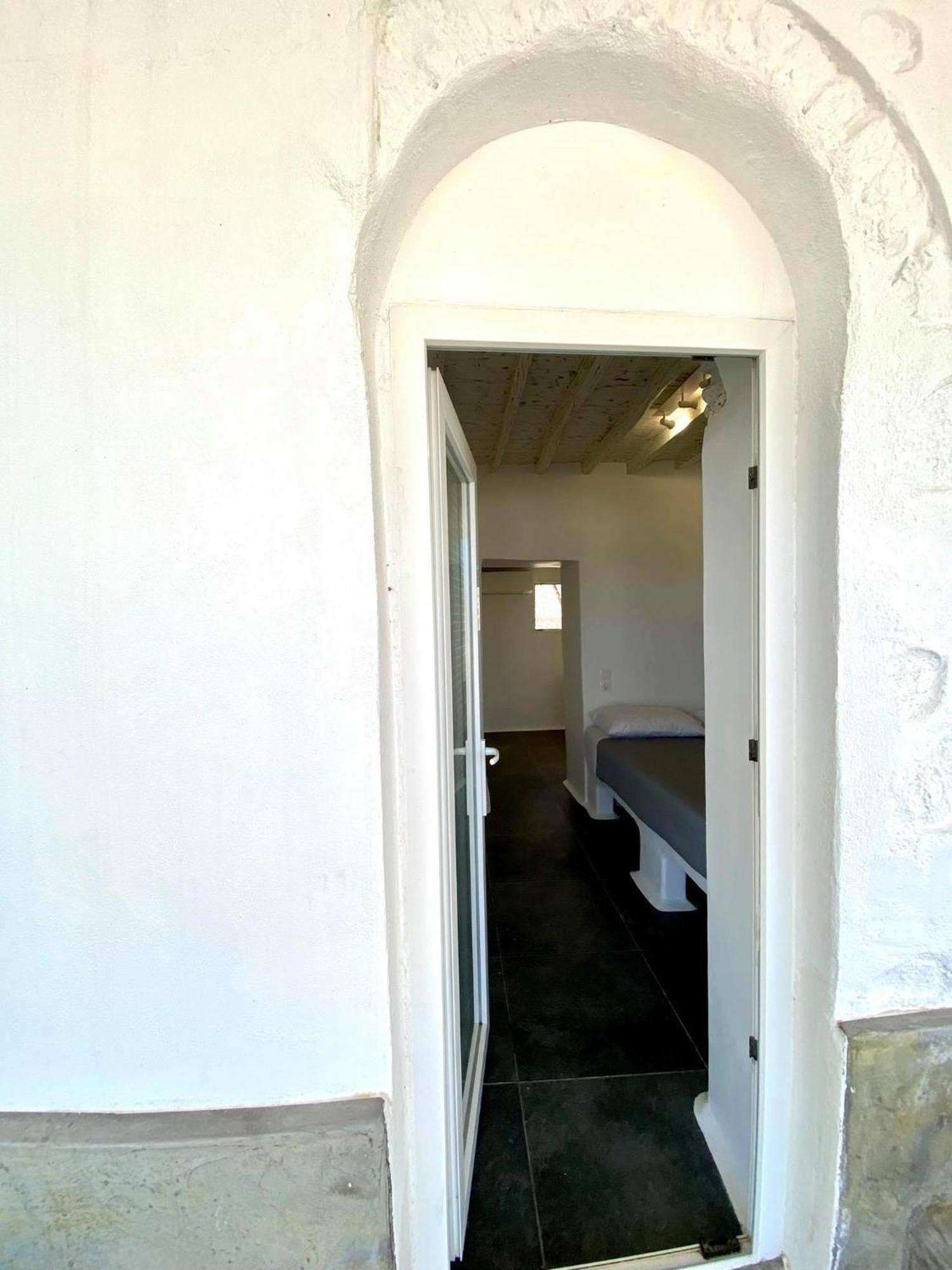 Mykonos Vibes Airport Studios And Apartments Mykonos Town Exterior foto