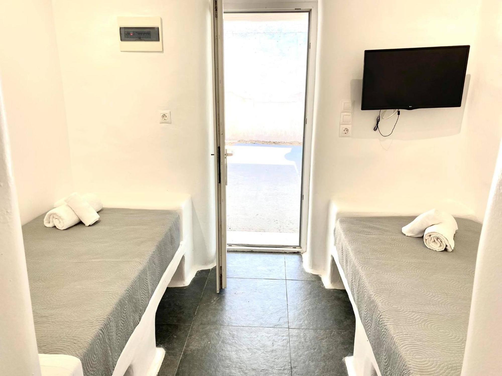 Mykonos Vibes Airport Studios And Apartments Mykonos Town Exterior foto